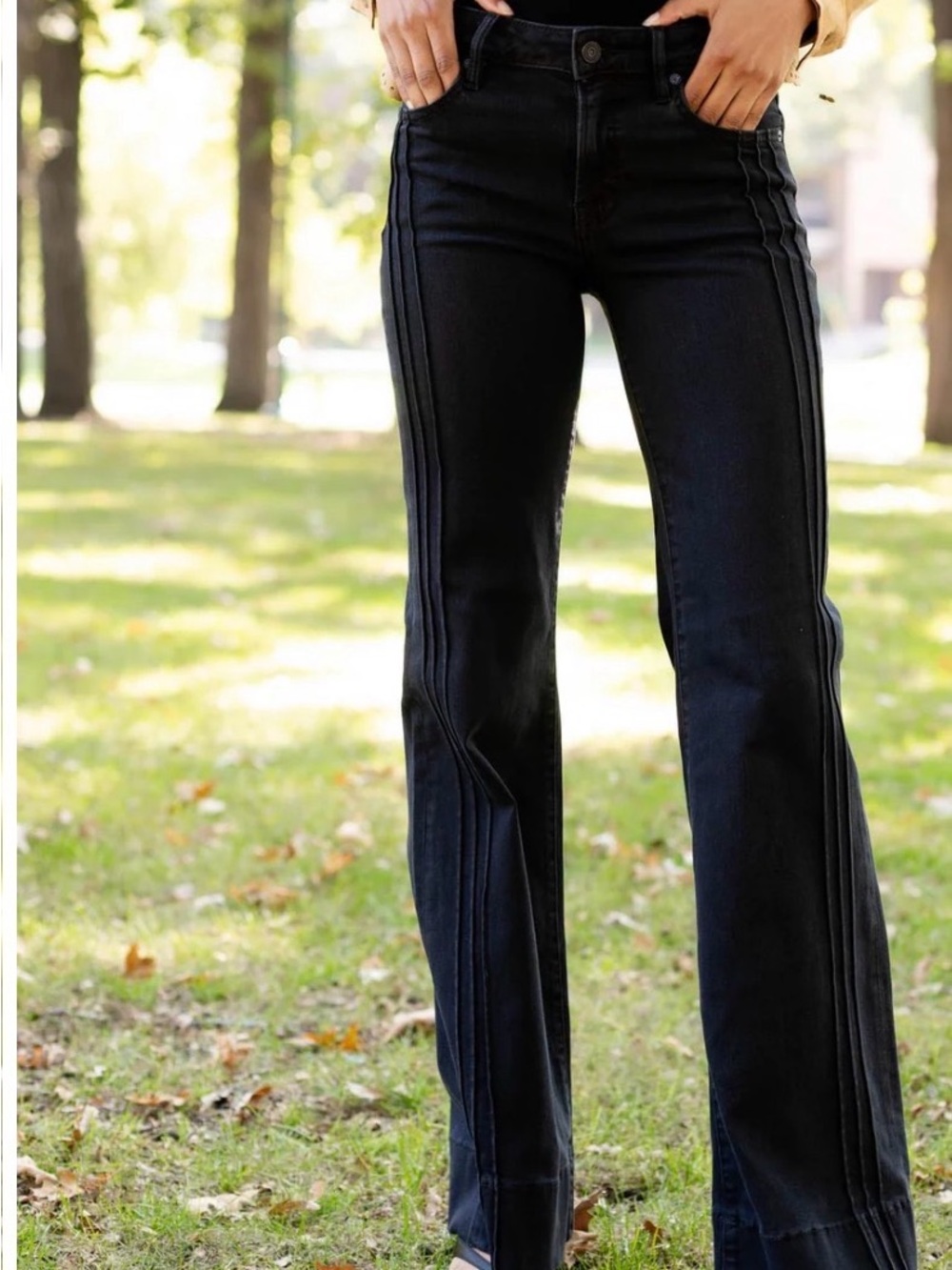 Women's Black High-Rise Flared Jeans